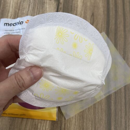 Medela Safe & Dry Disposable Nursing Pads Reviews Tell Me Baby