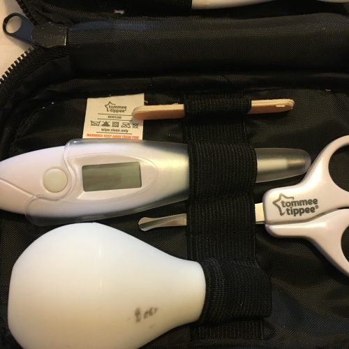 tommee tippee closer to nature baby healthcare kit