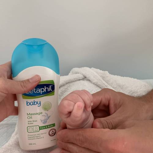 cetaphil baby oil massage