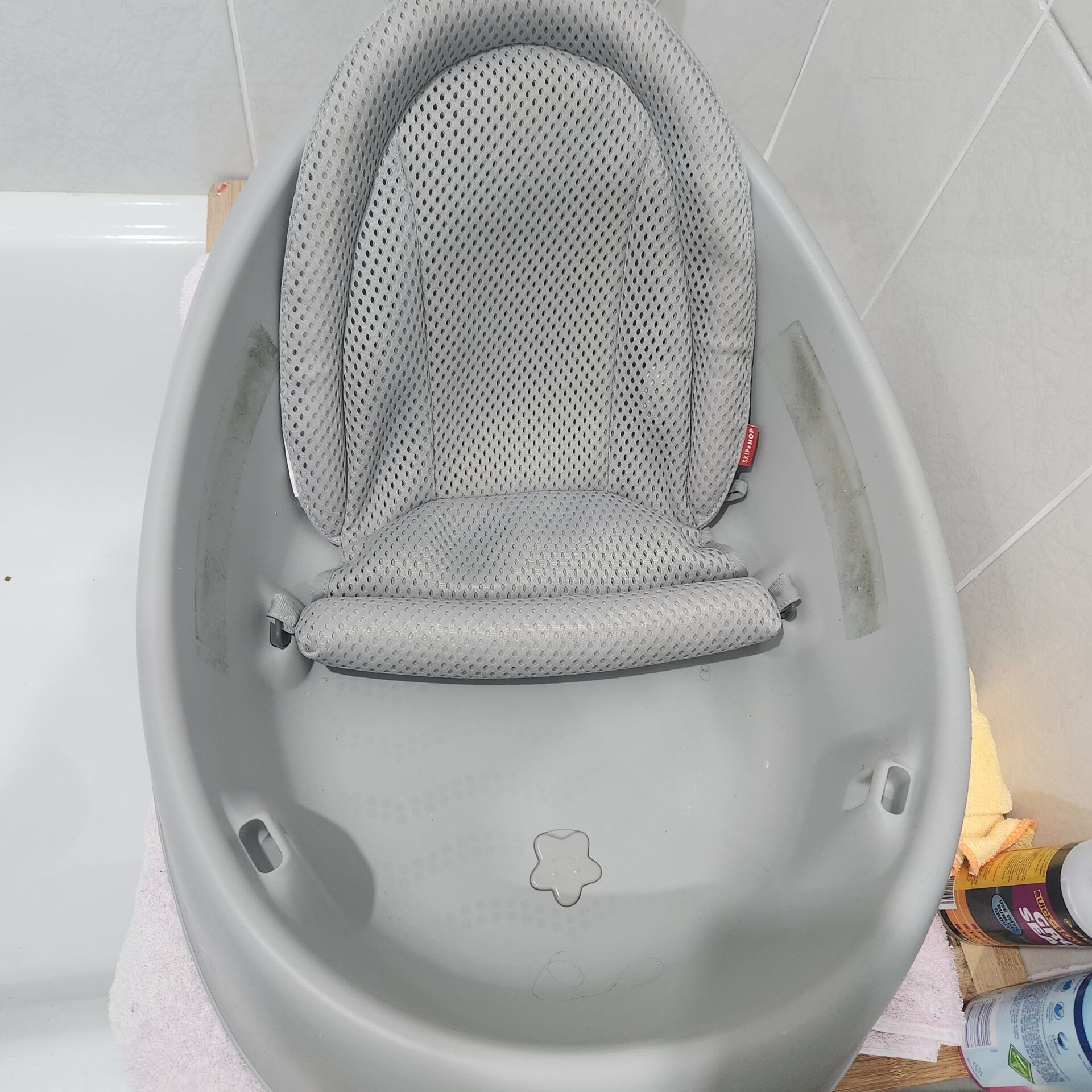 Skip Hop Moby Smart Sling 3 Stage Baby Tub Reviews Tell Me Baby