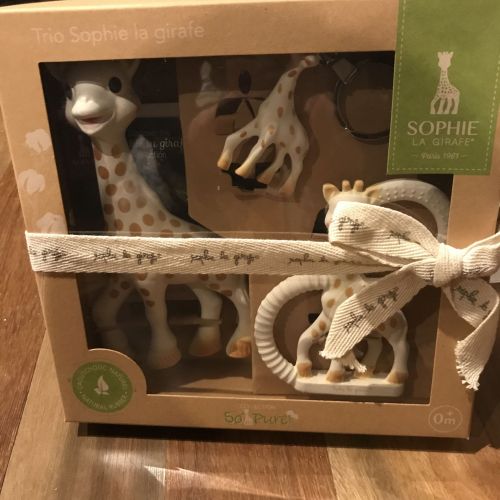 sophie the giraffe trio