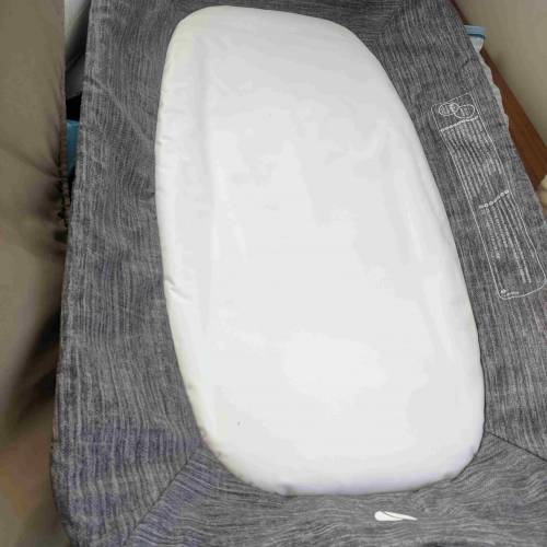 joie commuter change portacot linen grey