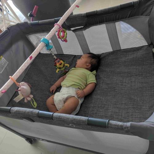 joie commuter change portacot linen grey