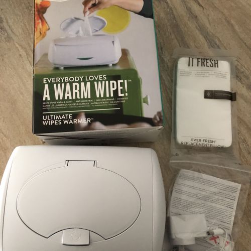 everybody loves a warm wipe