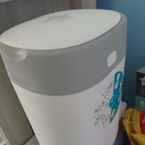 Tommee Tippee Twist & Click Nappy Disposal Bin Reviews Tell Me Baby