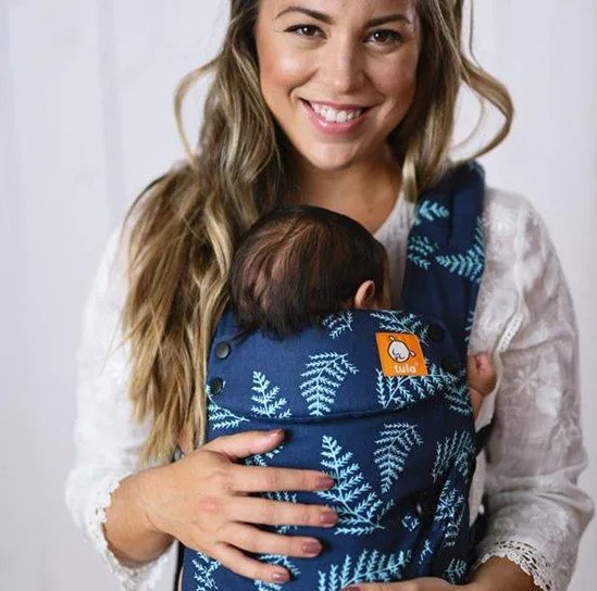 Ergobaby vs Baby Tula baby carriers compared Tell Me Baby