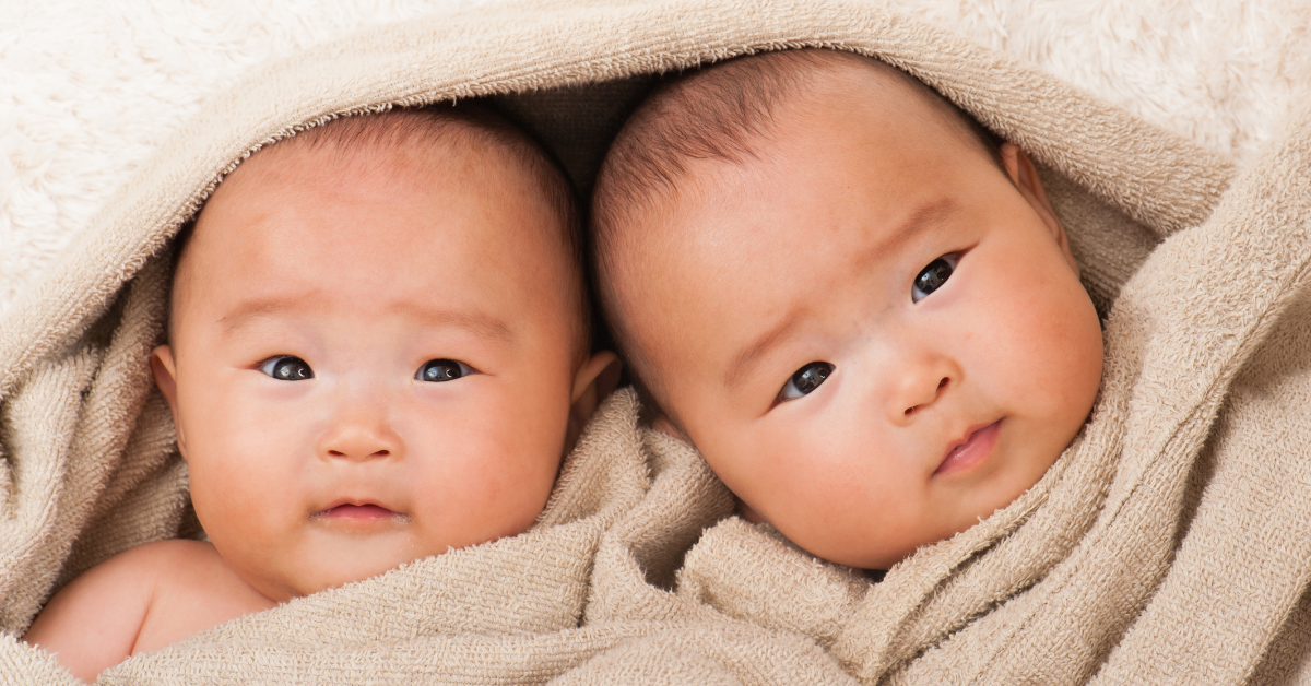 Am I Having Twins Common Signs To Look For Tell Me Baby