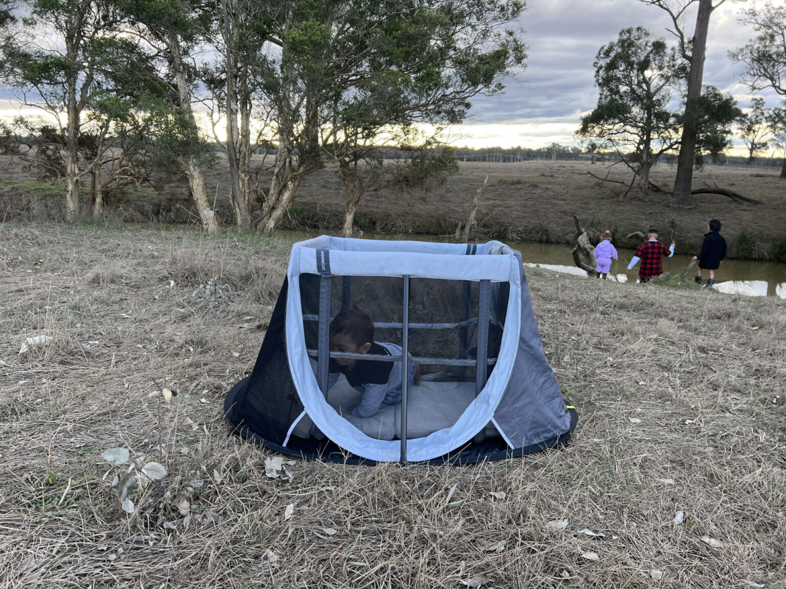 Mums review the new Aeromoov Instant Travel Cot Tell Me Baby